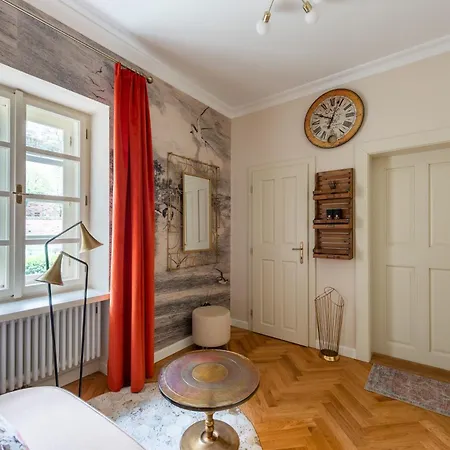 شقة Romantic Flat Valdstejnska براغ